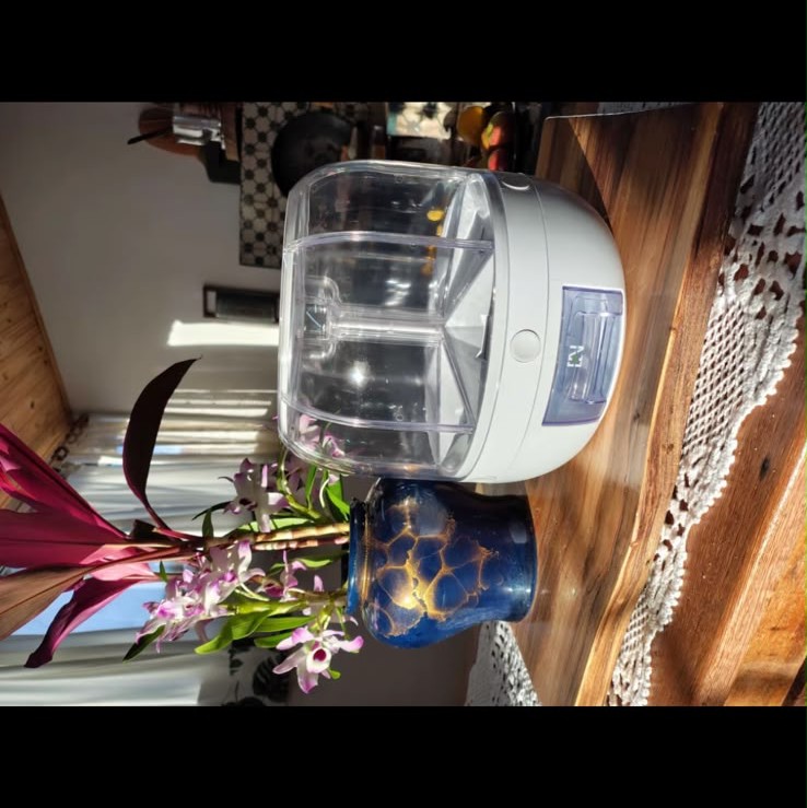 Dispenser OrganizaLar na cozinha da cliente 7